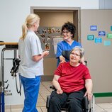 Bewohnerin Pflege Physiotherapie